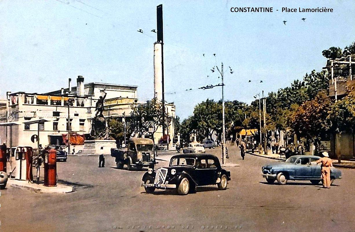 Constantine - Place Lamoriciere.jpg